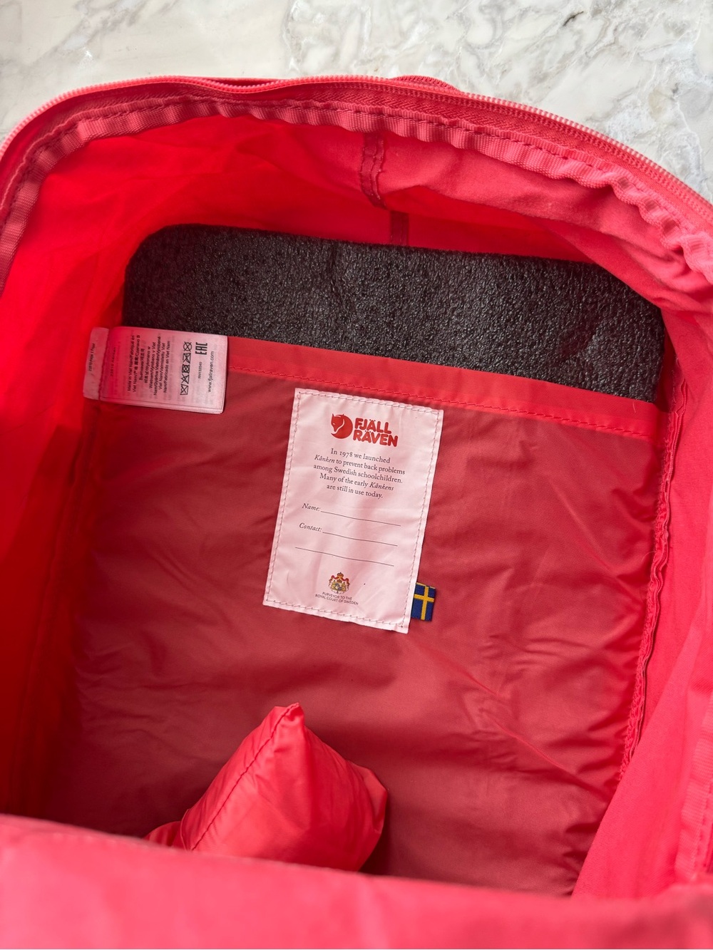 Fjallraven Kånken Backpack in Coral Red + Rain coat (Retail $95 + $25) - Picture 6 of 7